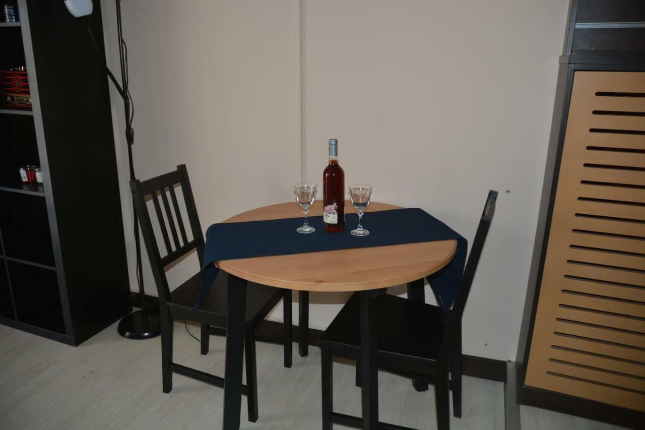 Modern Apartment, 5΄ Walk From Central Metro Station Atény Exteriér fotografie